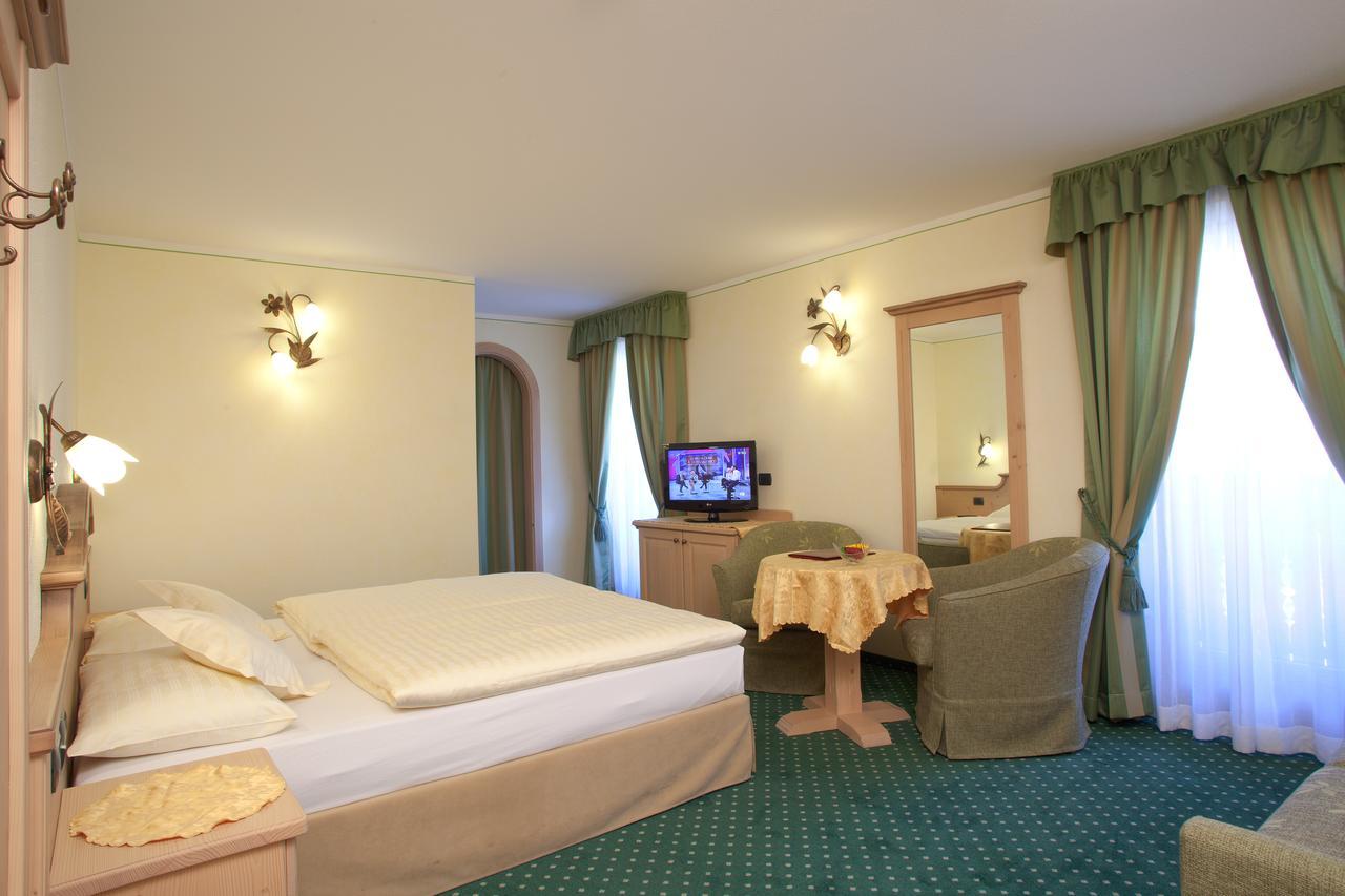 Hotel Hotel Ristorante Cassana 3*