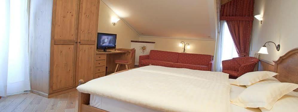 Hotel Ristorante Cassana 3*