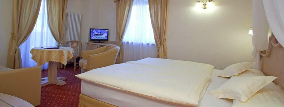 Hotel Ristorante Cassana Hotel 3*